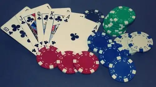 phfun53 live casino dealer table streamed on mobile for Filipino players